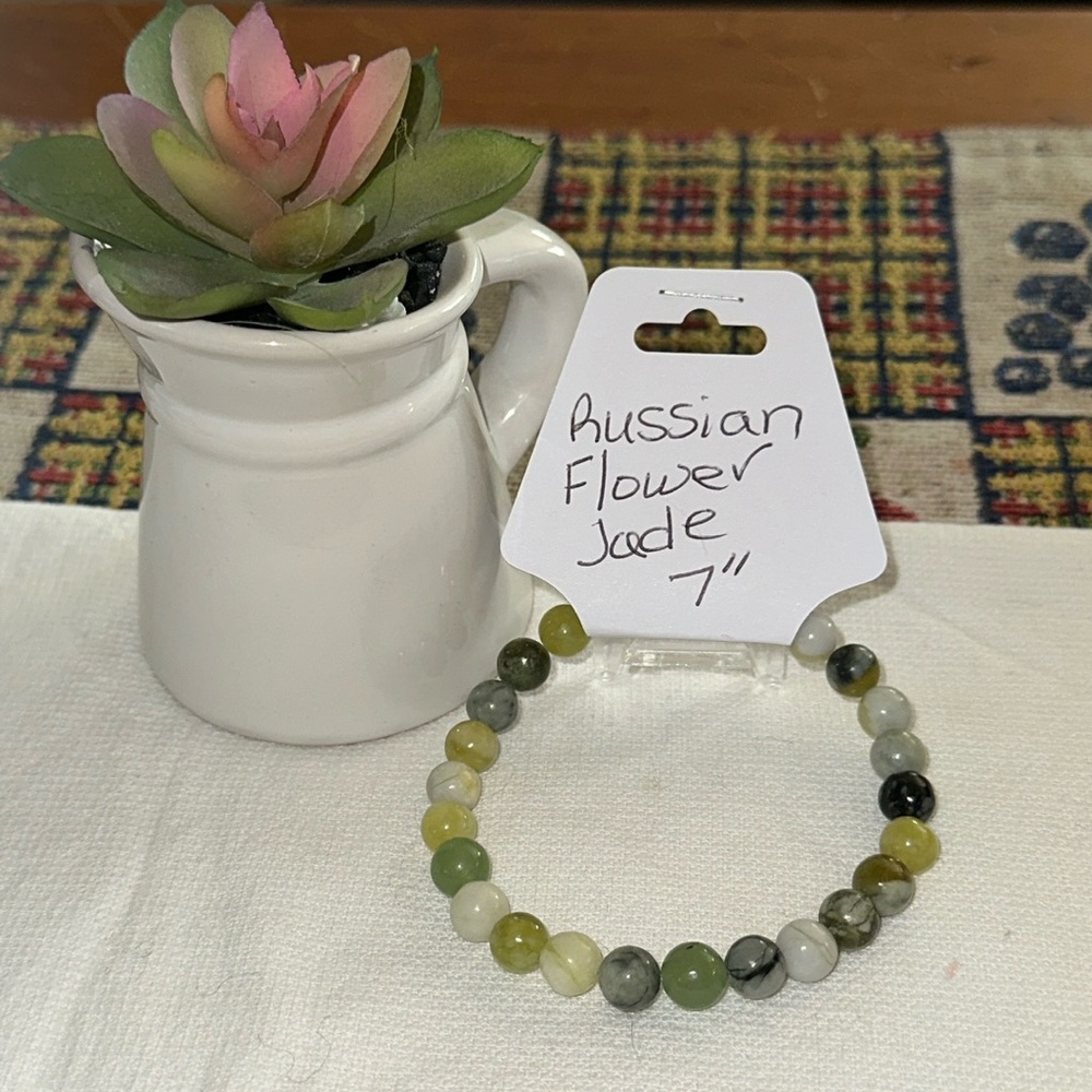 Hand Crafted Russian Flower Jade Stretch Bracelet